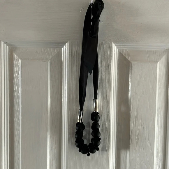 Necklace - Picture 1 of 4